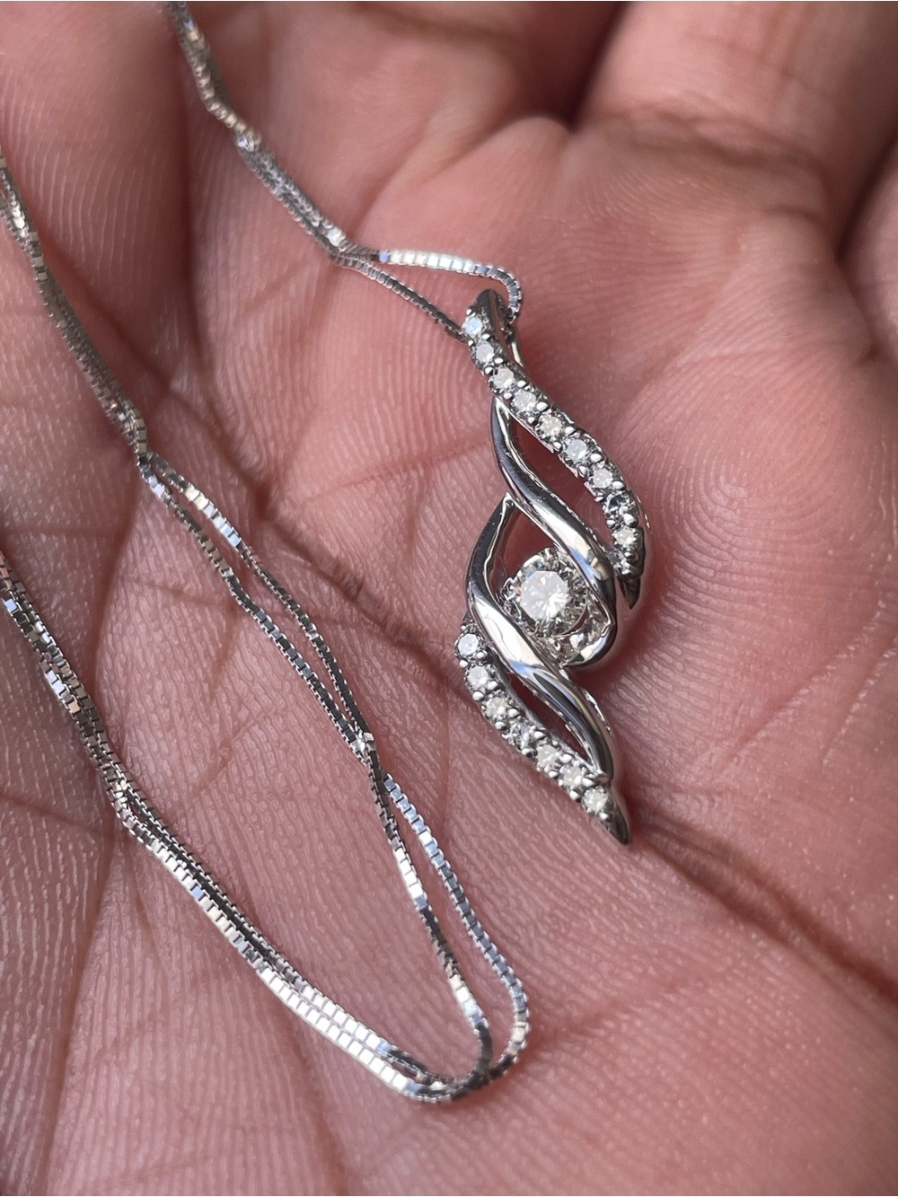 Real! 14kt Gold Sirena Diamond Twist Drop 1/4ctw. Pendant Necklace
